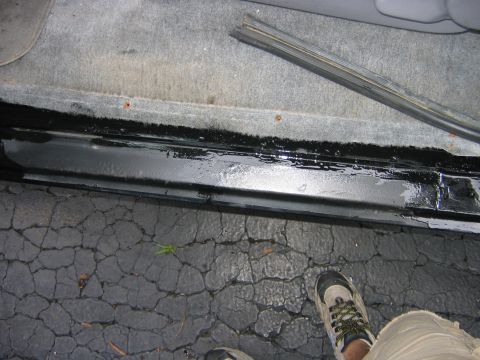 1995 Ford Bronco - All painted and done, but needs to dry for 24 hours. Leaving the B'co disassembled over night so it can dry. Once its dry I'm puttin' it ba…