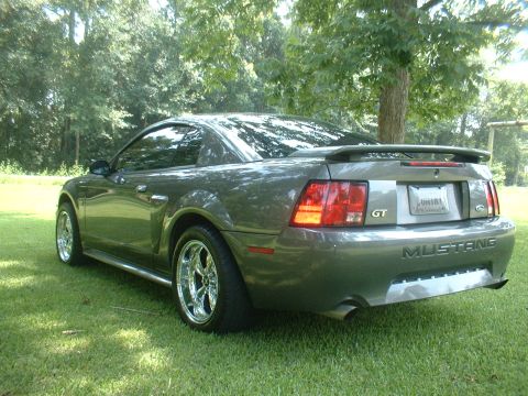 2003 Ford Mustang