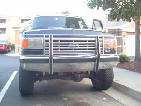 1988 Ford Bronco - It's not much, but it was free, aside from some bolts, so who's complaining?
