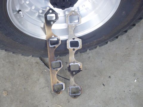1987 Ford Bronco - stupid allways leaking headers