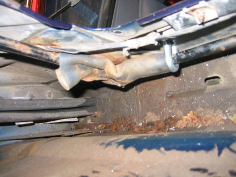 1994 Ford Bronco - Shot from the inside u-bolt holding the spring in place. I used a u bold that’s normally used for 5/8 cables.