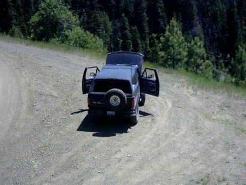 1995 Ford Bronco - Well, this was the story of my trip. Overheating a lot. Flexilite just doesn't do the job with no Fan shroud