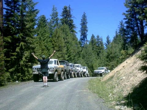 1995 Ford Bronco - Lined up to go up 676.