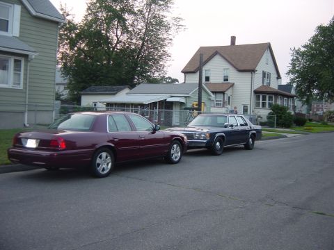 2004 Ford Crown Victoria photo