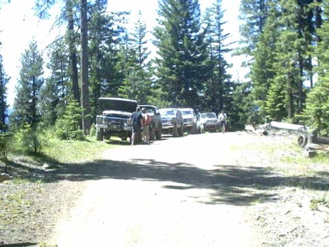 1995 Ford Bronco - Tony's MSD went south so he had to put his stock set up back in on the trail