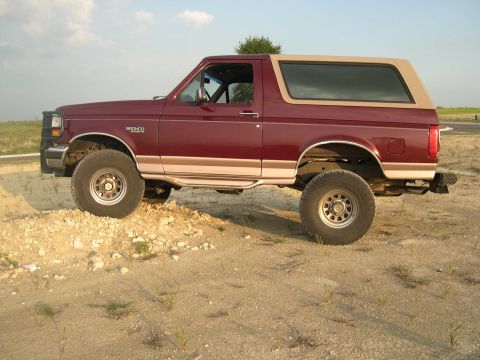 1996 Ford Bronco - little flex for yall