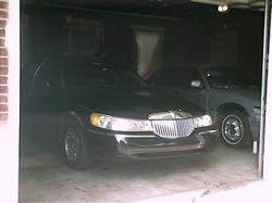 2000 Lincoln Town Car “BLACK”