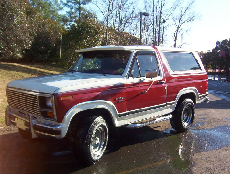 1986 Ford Bronco “Dylans 86 XLT”