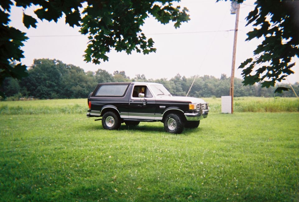 1987 Ford Bronco “Mud Monkey”