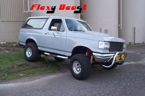 1990 Ford Bronco photo