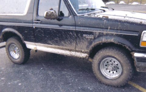 1993 Ford Bronco - little bit of mud