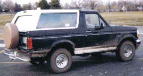 1993 Ford Bronco - mud