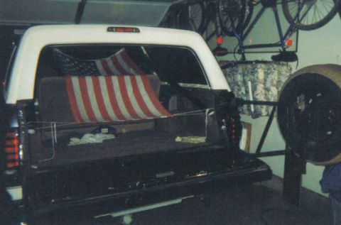 1993 Ford Bronco - put the top back on