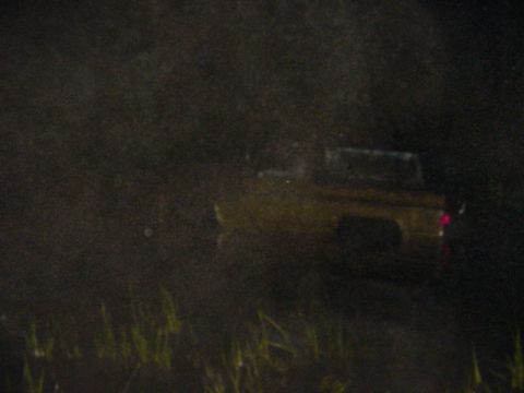 1989 Ford Bronco - Danny trying to cross the deeper side of the road in his blazer.