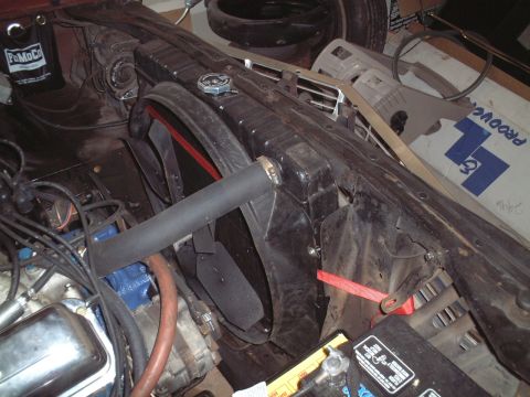 1967 Ford Galaxie - This is what I like to call a redneck radiator mounting system.