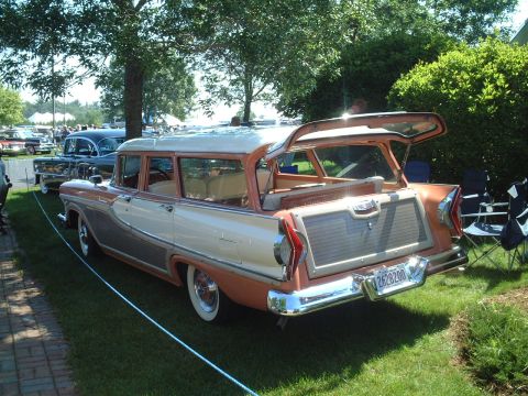1967 Ford Galaxie - Another shot of the Edsel Wagon