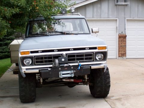 1978 Ford Bronco - grill and winch bumper