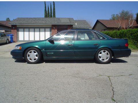 1993 Ford Taurus - lowered 1