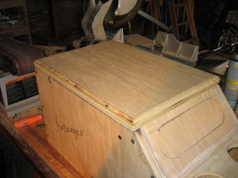1995 Ford Bronco - Routed the edge, remember to alwasy be careful when routing, or bad things will happen!