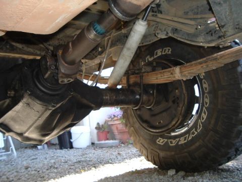 1989 Ford Bronco - rear shock mount #2. you can also see the leaf perch without a block on it anymore :-D