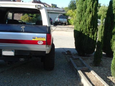 1989 Ford Bronco - i think i gained almost 2" of width on both sides