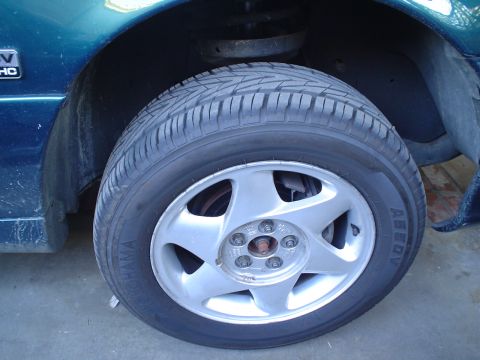 1993 Ford Taurus - Car jacked up