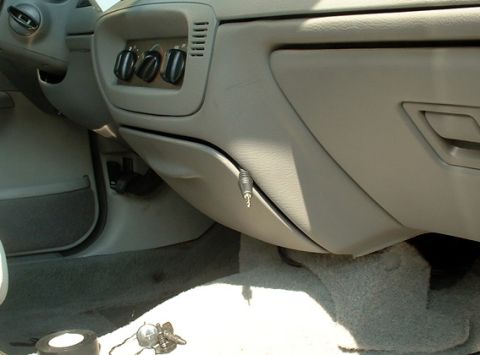 2000 Ford Crown Victoria photo