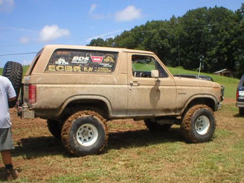 1989 Ford Bronco - Wojo's Bko.
