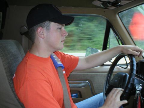 1986 Ford Bronco - Leaving the house heading to WITC