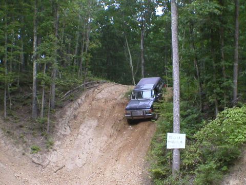 1986 Ford Bronco - Moesly making his way back down