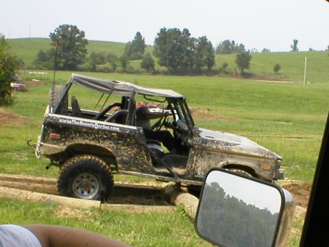 1986 Ford Bronco - Another shot of Doc on the logs