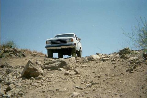 1990 Ford Bronco - I'm slowly getting use to the idea of rocks.