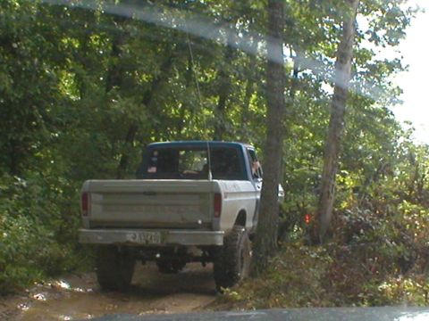 1986 Ford Bronco - after changing out Dale's T-Case he wants to hit the "BUNNY SLOPES" to make sure everthing is OK