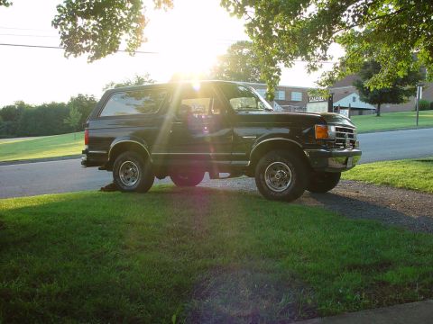 1989 Ford Bronco photo