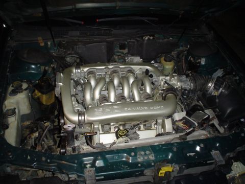1993 Ford Taurus - engine 2
