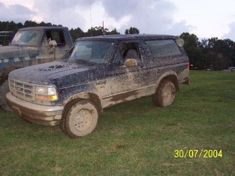 1995 Ford Bronco photo