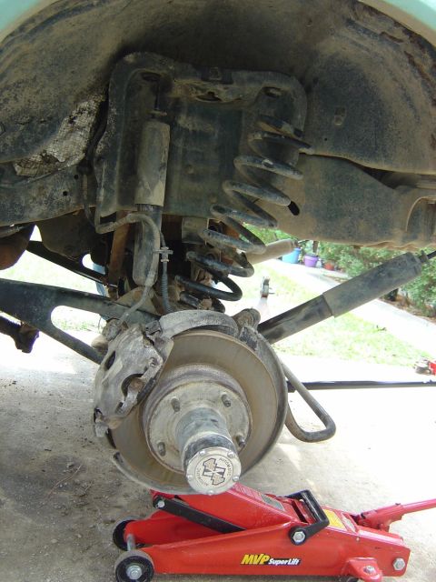 1993 Ford Bronco - Close-up of the rear suspension and brake system on a 1993 Ford Bronco.