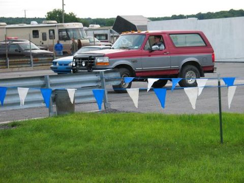 1995 Ford Bronco - Lining up at the track