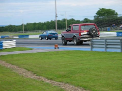 1995 Ford Bronco - Running for 18.7 seconds