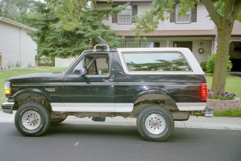1993 Ford Bronco photo