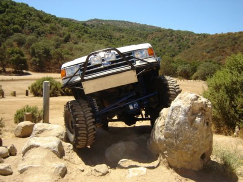 1991 Ford Bronco - testing clearences on stuff