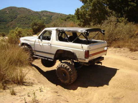 1991 Ford Bronco - flex is good.