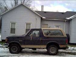 1989 Ford Bronco - Here's when I first got her. Only 2 hours old.