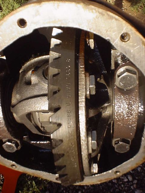 1988 Ford Bronco - Close-up view of differential gears, showing part number '33850'.