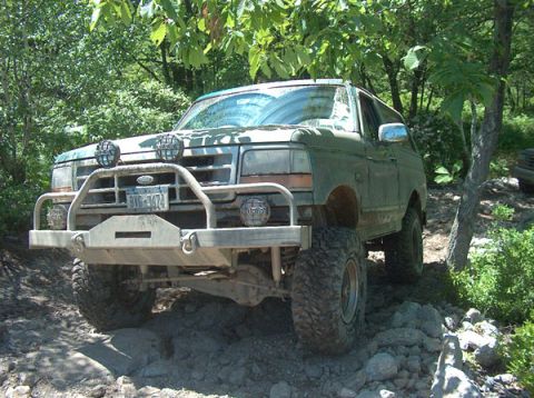 1995 Ford Bronco - Dave loves to pose.
