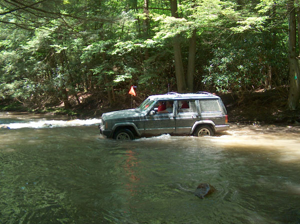 Who took all the pics of the Jeep?
