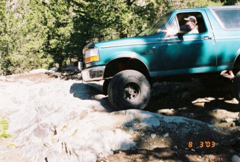 1996 Ford Bronco - Starting Jaws 1 going down
