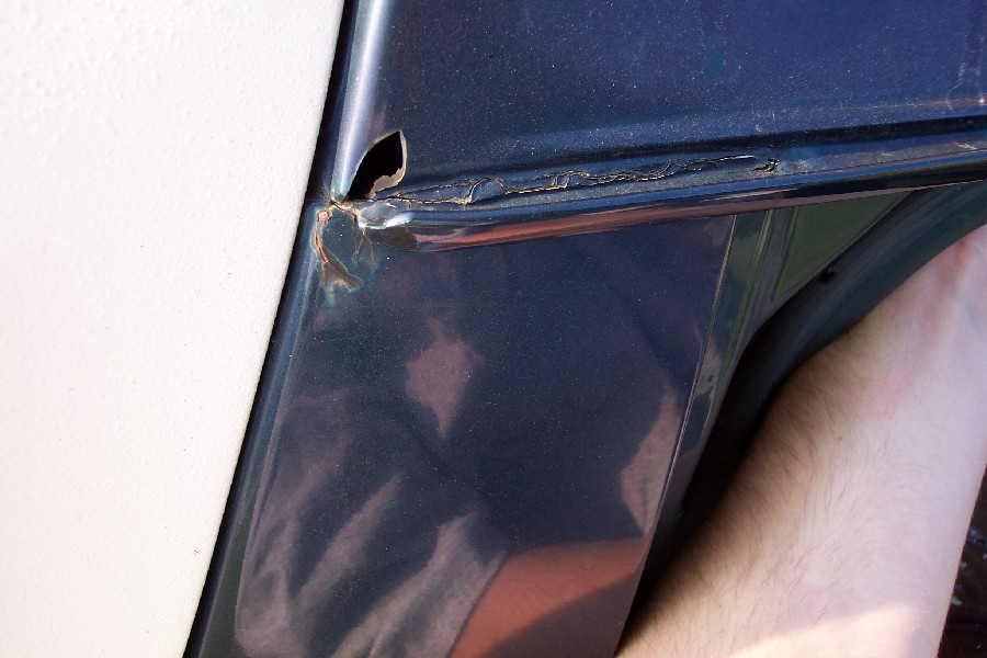 Bronco gutter cracks, right side