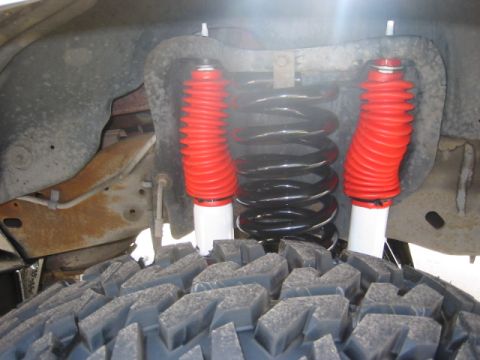 1996 Ford Bronco - Right front shcocks and coil