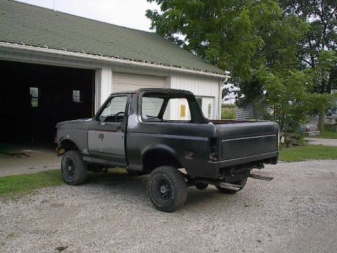 1989 Ford Bronco - new tailgate